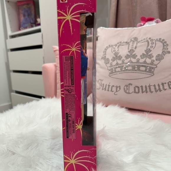 Walt Disney World 2000 millenial Barbie 🪩✨🎀 - Picture 3 of 3